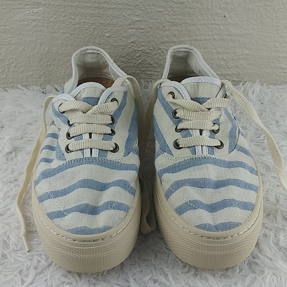 Soludos Blue Striped Fabric Upper Almond Toe Lace Up Low Top Platform Sneaker - Picture 11 of 15